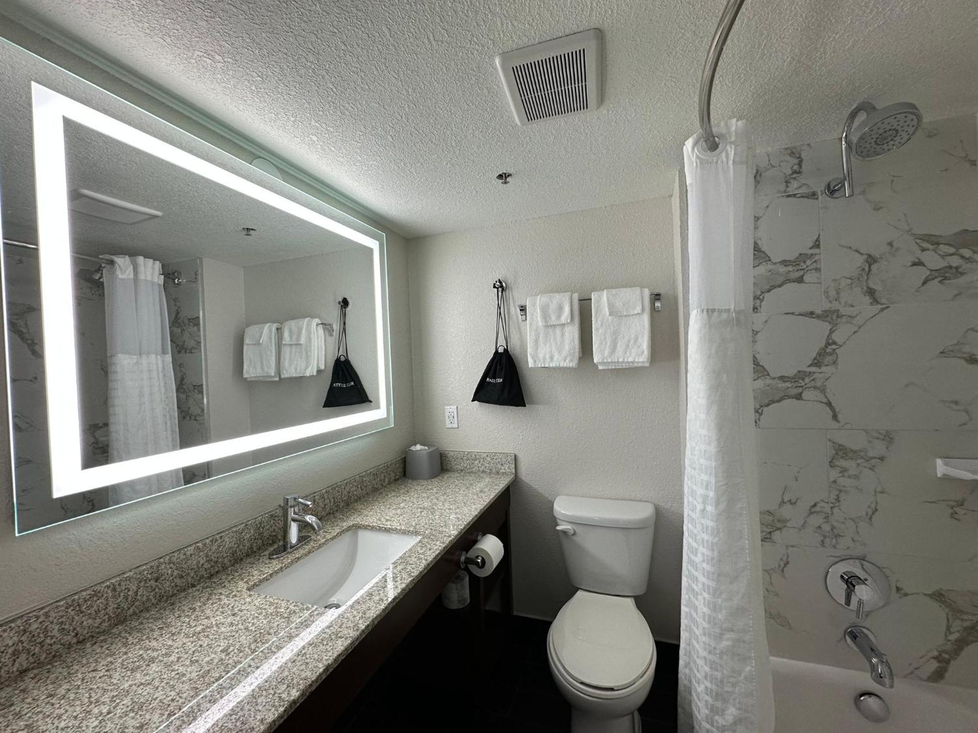 Holiday Inn Express & Suites Eden Prairie - Minneapolis By Ihg Extérieur photo