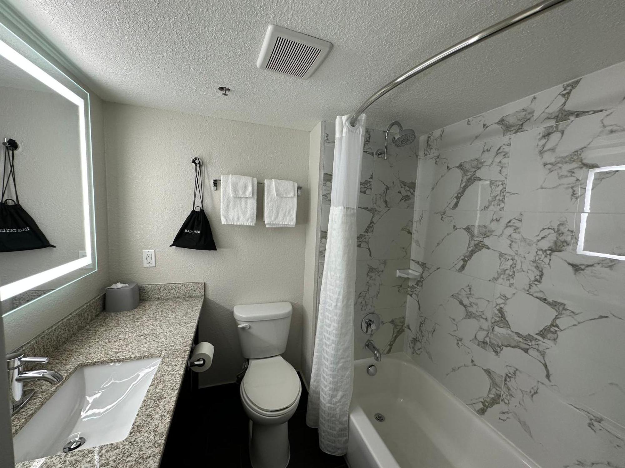Holiday Inn Express & Suites Eden Prairie - Minneapolis By Ihg Extérieur photo